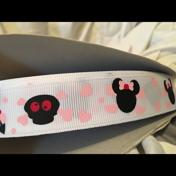 grosgrain Ribbon NEW 5 yards Minnie Mouse skulls Jolly Roger bow Halloween NEW - Picture 2 of 6